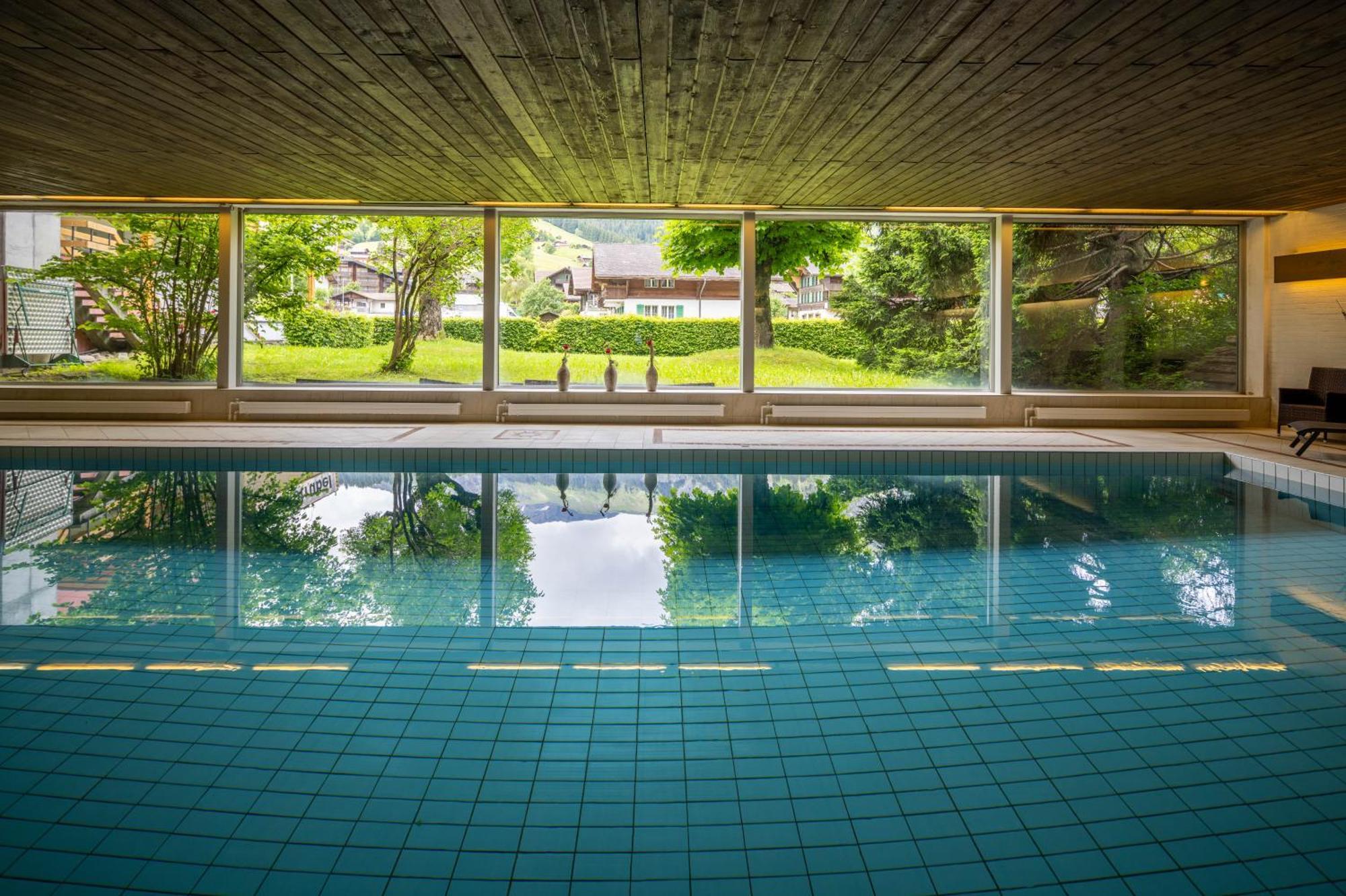 Sporthotel Wildstrubel Ленк Экстерьер фото